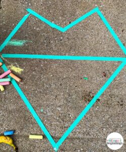 How to outline Mosaic Heart Chalk