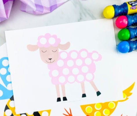 20. Easter Do A Dot Printables - with Simple Everyday Mom12 pages of Easter themed dot marker coloring pages.