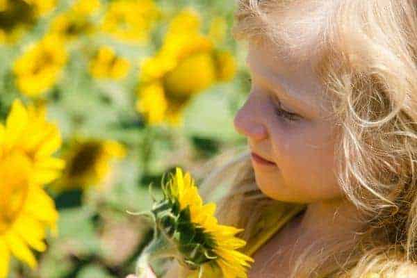 Pretty Botanical Baby Girl Names and their meanings to Use in 2022